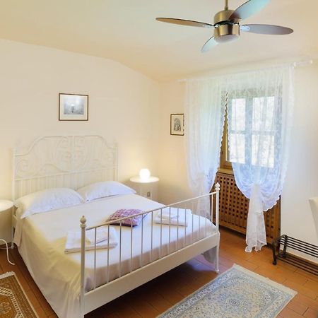 Convento Di San Francesco Mondaino Bed & Breakfast Exterior photo