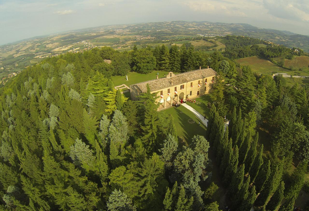Convento Di San Francesco Mondaino Bed & Breakfast Exterior photo
