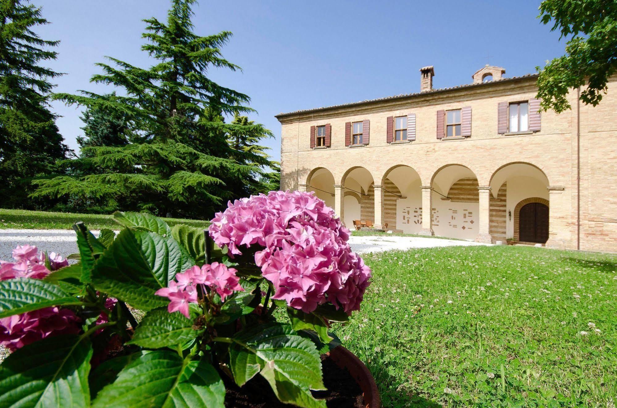 Convento Di San Francesco Mondaino Bed & Breakfast Exterior photo